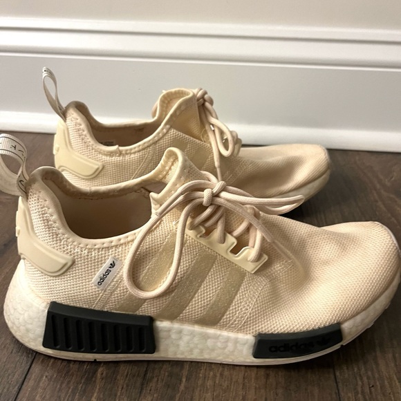 ADIDAS - NMD R1 Ecru Tint Beige Sneakers - US Men’s Size 6 / US Women’s Size 7.5 - Picture 3 of 7